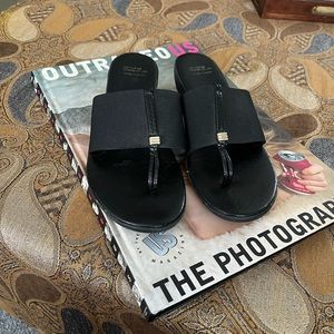 Andre Assous - made in Spain Gently worn sandals - size 38